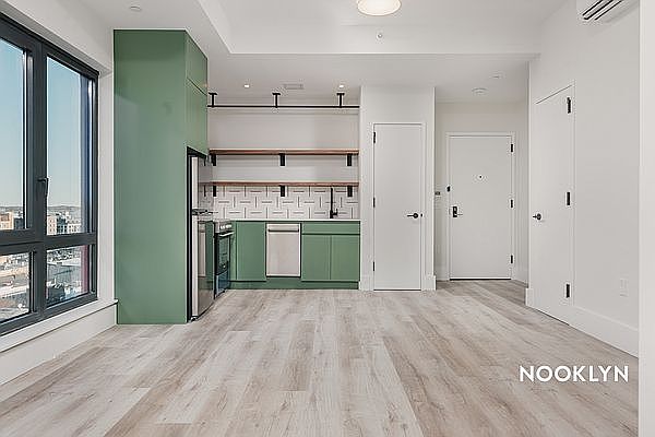 1st image of 1510 Gates Ave #716