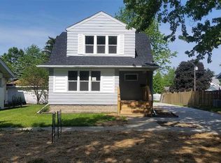 910 S Peters St, Garrett, IN 46738