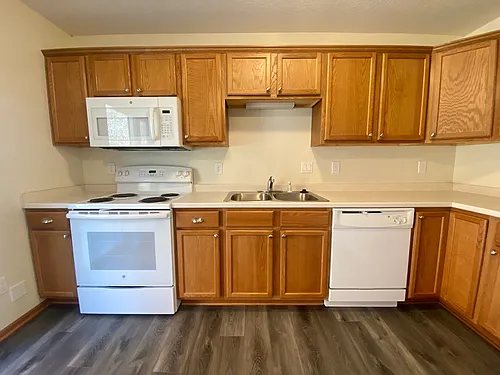 955 Parker Blvd #501 Photo 1