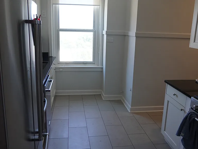 534 W Stratford Pl #13E — Photo 27