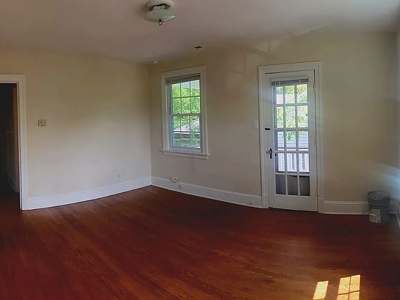 3rd image of 4029 Clinton Ave #A