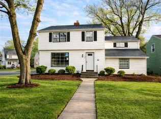4051 Monticello Blvd, Cleveland Heights, OH 44121