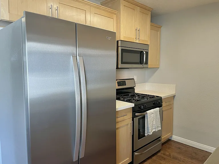 Villa Serrano Apartment Homes — Photo 46