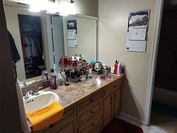 4th image of 40 NW 76th Avenue #204-1