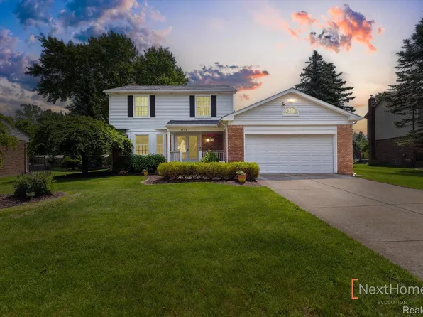 19538 Stamford Dr, Livonia, MI 48152
