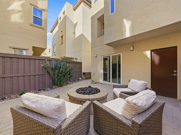 8337 Summit Way — Photo 34