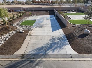 73 Tournament Ln #73, Apple Valley, CA 92308