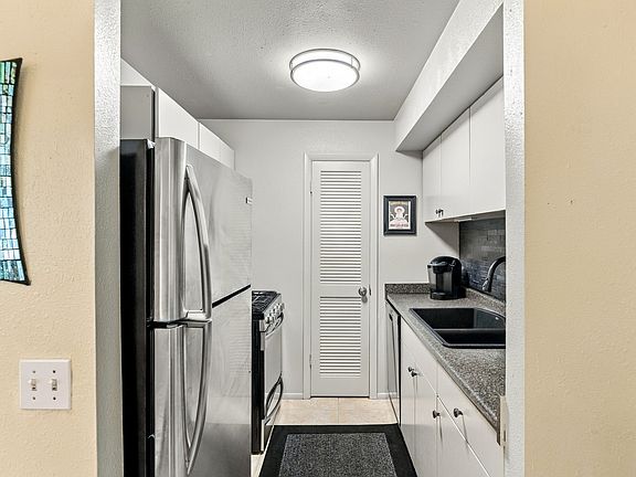 5th image of 5322 S 590 E APT L
