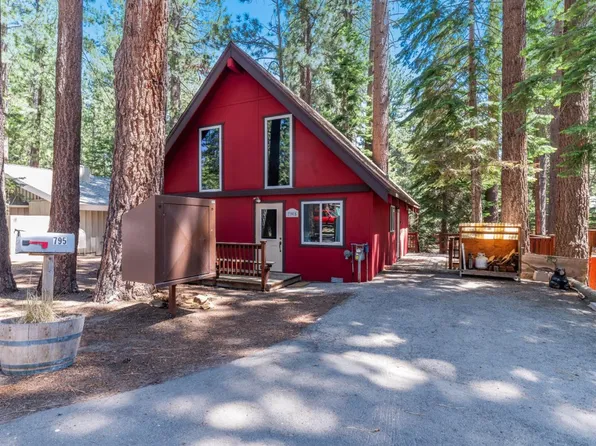 795 Julie Ln, South Lake Tahoe, CA 96150