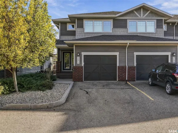 4002 Sandhill Crescent #251, Regina, SK S4V 3J1