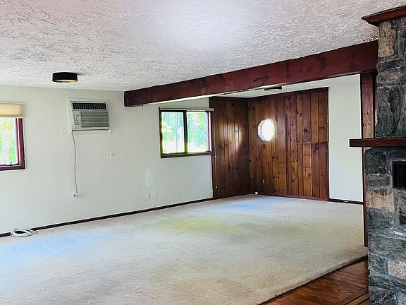 3rd image of 60 Voorhis Pl