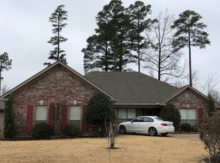 122 Margeaux Dr, Maumelle, AR 72113