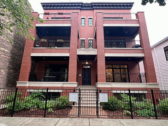 2nd image of 1900 N Sheffield Ave #1N
