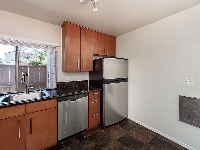 9653 Easter Way — Photo 3