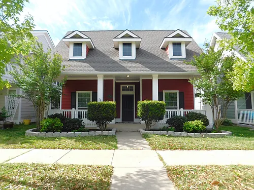 1104 Hayden Ln Photo 1