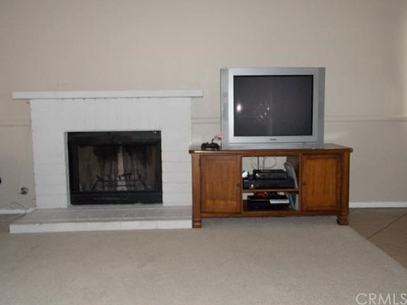 4th image of 22755 Glendon Dr