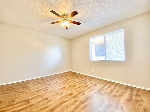 3rd image of 1508 W Florence Ave #4