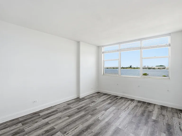 2800 N Flagler Dr #410 — Photo 19