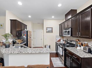 708 Ennis Creek Ln, Cary, NC 27513