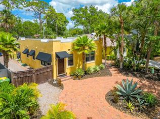 2437 Floyd St, Sarasota, FL 34239