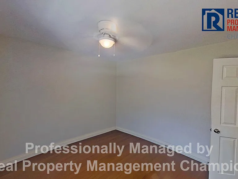 2206 Acacia Dr — Photo 10