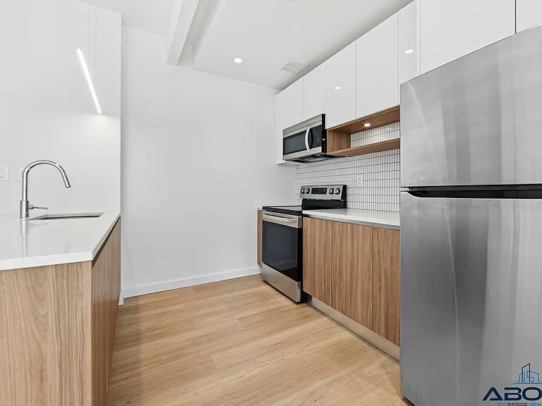 100 Lenox Rd #8H — Photo 7