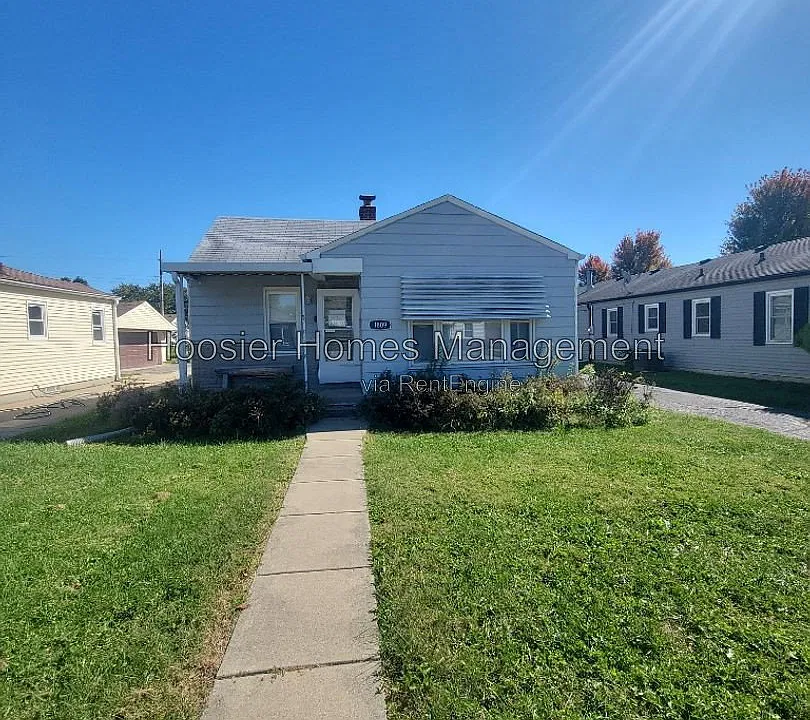 1809 Eisenhower Dr