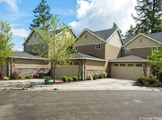 854 SW Shaker Pl, Portland, OR 97225