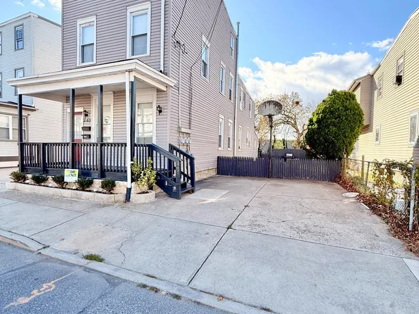 840 Cumberland St Floor 1, Gloucester City, NJ 08030