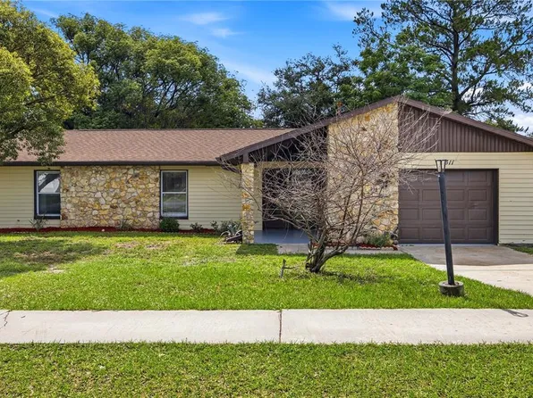311 Marion Oaks Dr, Ocala, FL 34473