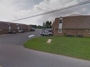 225 E Bryant St, Smithville, TN 37166