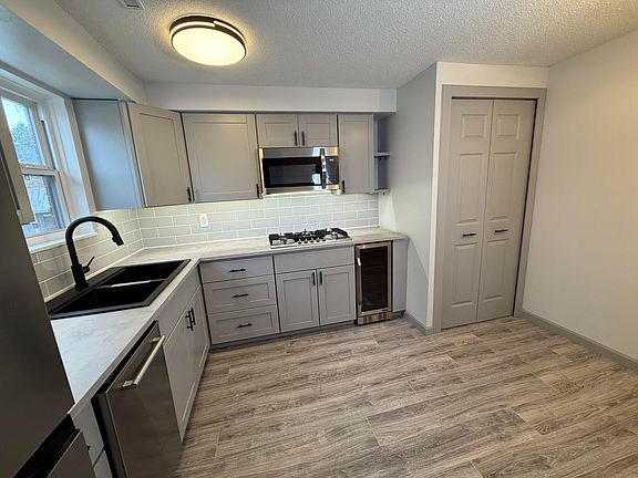 4th image of 5904 Hallworth Ave #B