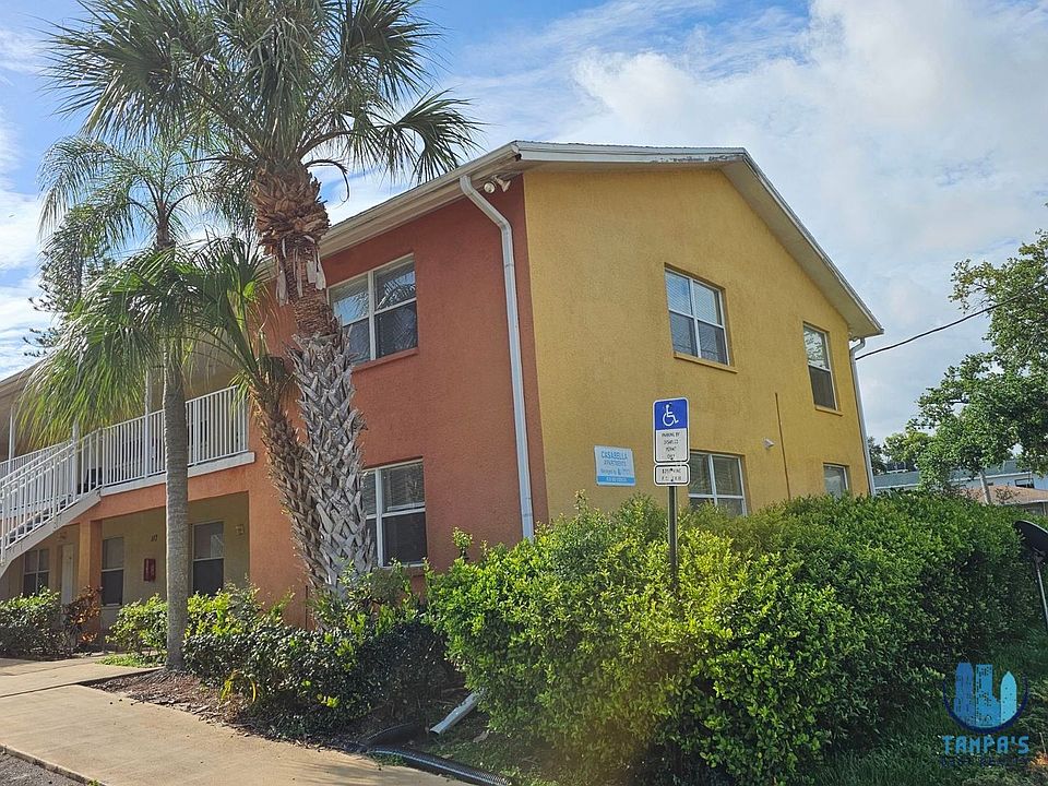 1st image of 117 N Evergreen Ave APT 205