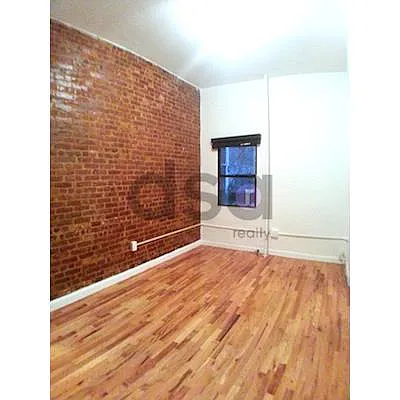 Rented by DSA Realty | media 30