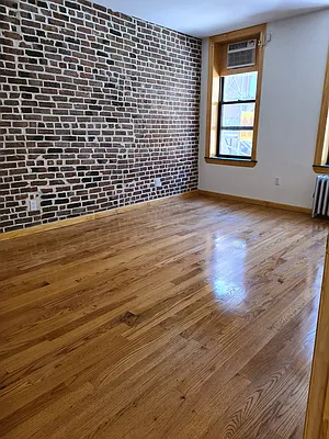 Rented by Eight Horse Realty | media 6