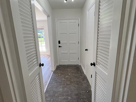 4th image of 756 Maryethel Dr