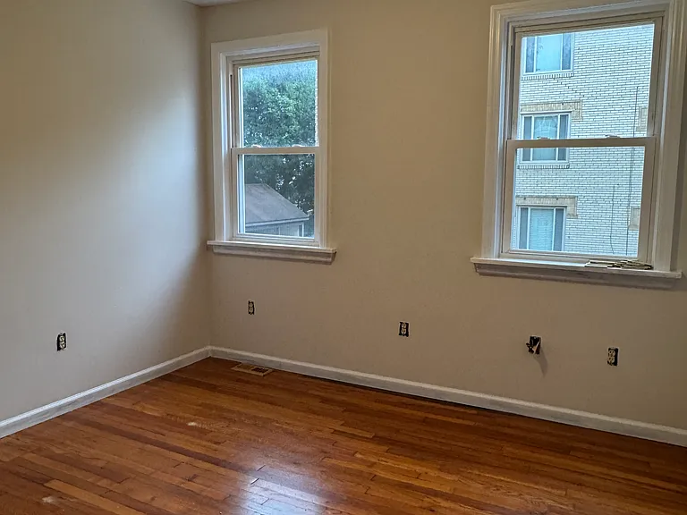 15 N Meadowcroft Ave #1 — Photo 11