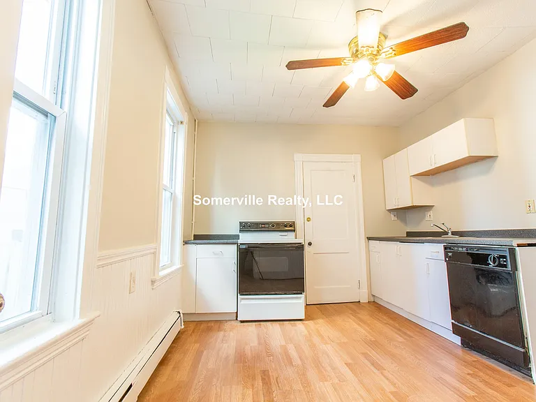 25 Ashford St #1 — Photo 6