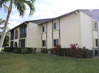 5760 Pine Wood Dr APT B-2, Greenacres, FL 33463