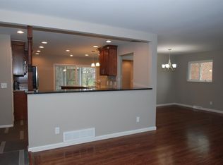 5862 Chapelhill Dr, Cincinnati, OH 45233