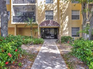 470 NW 20th St APT 305, Boca Raton, FL 33431
