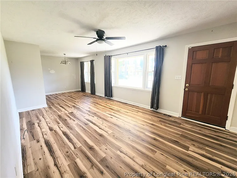 1512 Atwick Dr — Photo 8