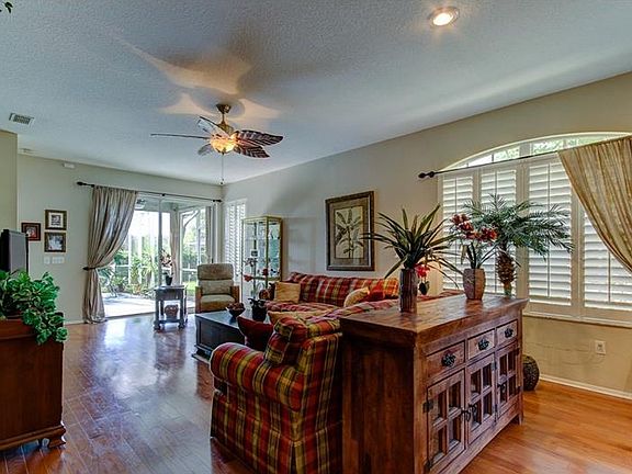 3rd image of 9821 Gingerwood Dr