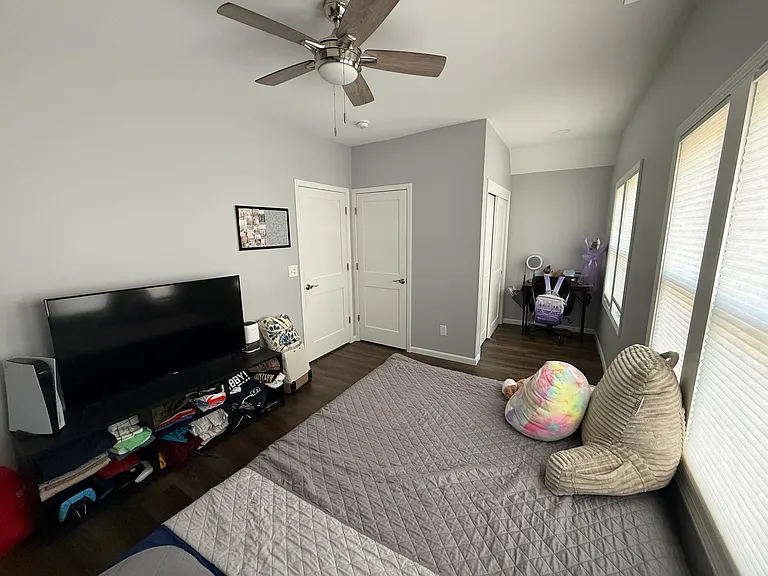 1839 N Oakland Ave #2 — Photo 7