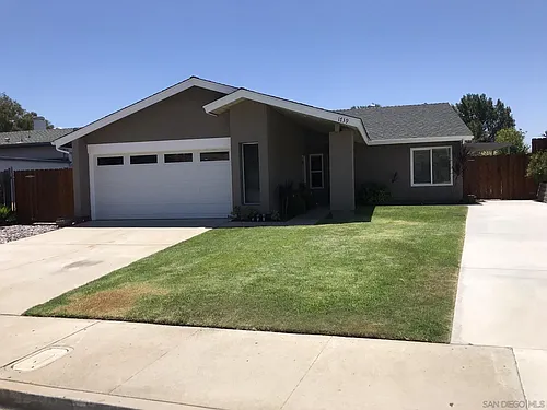 1739 Jasmine St Photo 1