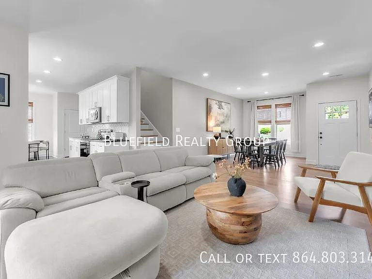 713 Rockcliff St — Photo 4