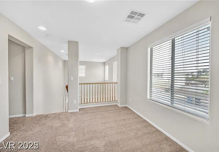 6435 Sean Creek St — Photo 6