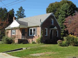 59 York Ave, Spring Grove, PA 17362