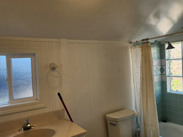 923 Cherry St #1 — Photo 23