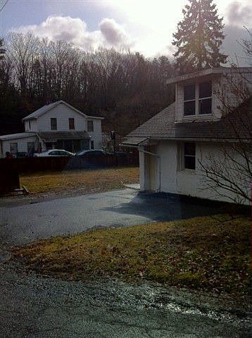 2nd image of 285 W Oreilly St